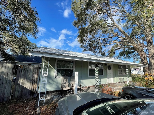 701 54th St S, Gulfport, FL 33707 - photo 2