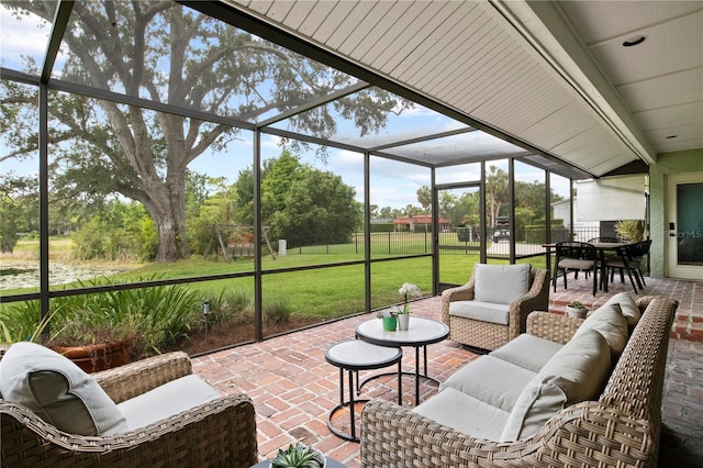 4009 Carrollwood Village Dr, Tampa, FL 33618 - sunroom with an outdoor hangout area