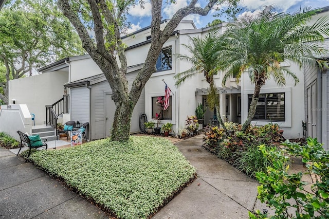 11440 Harbor Way Unit 5009, Largo, FL 33774 - view of front facade featuring stucco siding