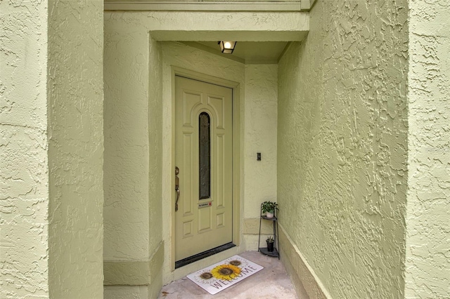 2816 Manor Hill Dr, Brandon, FL 33511 - doorway to property featuring stucco siding
