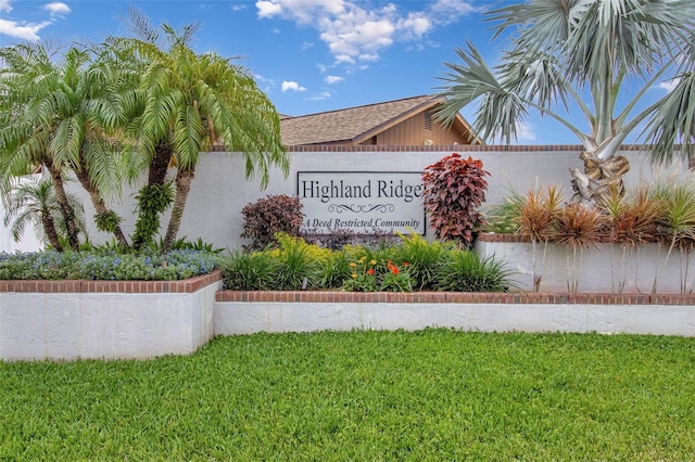 2816 Manor Hill Dr, Brandon, FL 33511 - community sign featuring a lawn