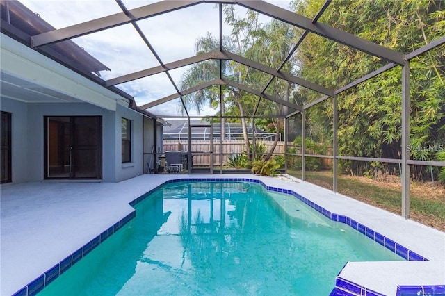 9220 Dayflower Dr, Tampa, FL 33647 - view of pool featuring a patio area, a lanai, and fence
