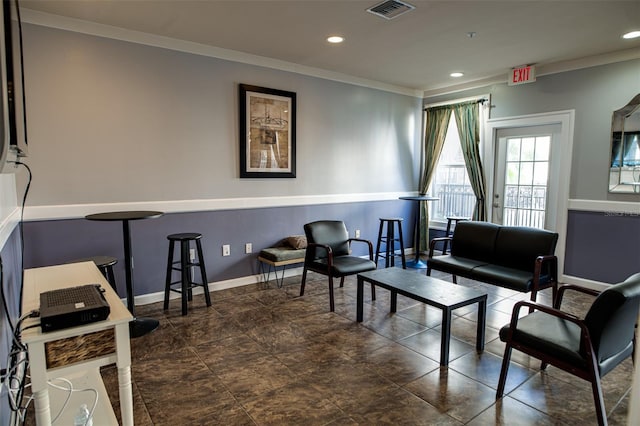 4221 W Spruce St Unit 1303, Tampa, FL 33607 - sitting room featuring crown molding, baseboards, and recessed lighting