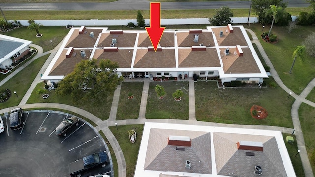aerial view of property and surrounding area