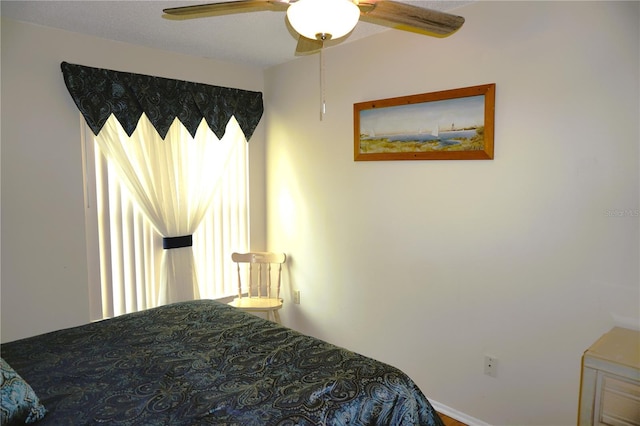 bedroom featuring a ceiling fan
