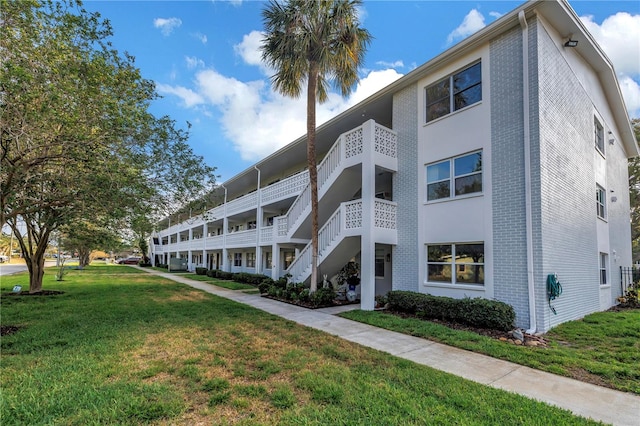 7801 11th St N Unit 104, Saint Petersburg, FL 33702 - view of apartment building / complex
