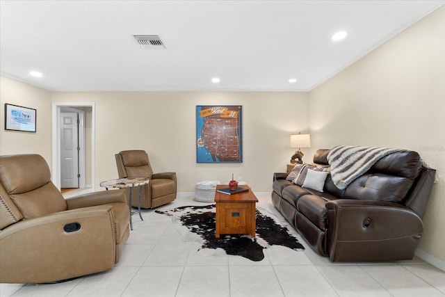 535 Sandy Hook, Palm Harbor, FL 34683 - living area with recessed lighting, baseboards, and light tile patterned floors