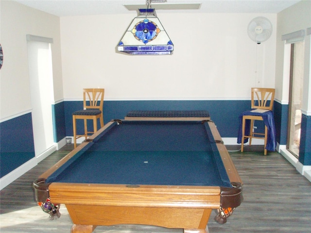 2980 Haines Bayshore Rd Unit 124, Clearwater, FL 33760 - playroom featuring wood finished floors, billiards, and baseboards