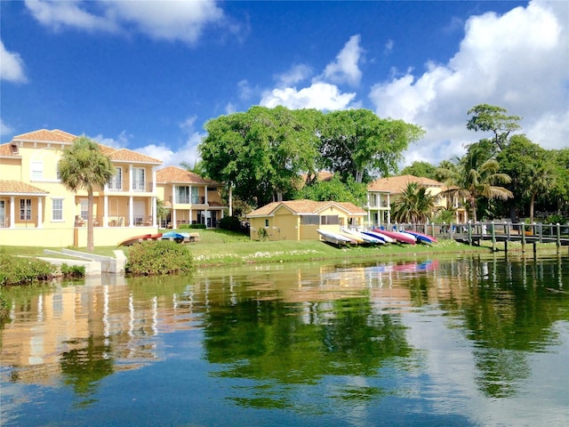 184 Banyan Bay Dr, Saint Petersburg, FL 33705 - water view featuring nearby suburban area