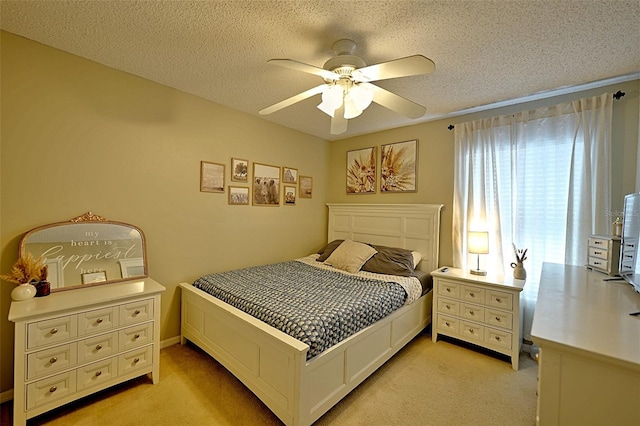 759 Cape Cod Cir, Valrico, FL 33594 - bedroom featuring light colored carpet, a textured ceiling, and ceiling fan