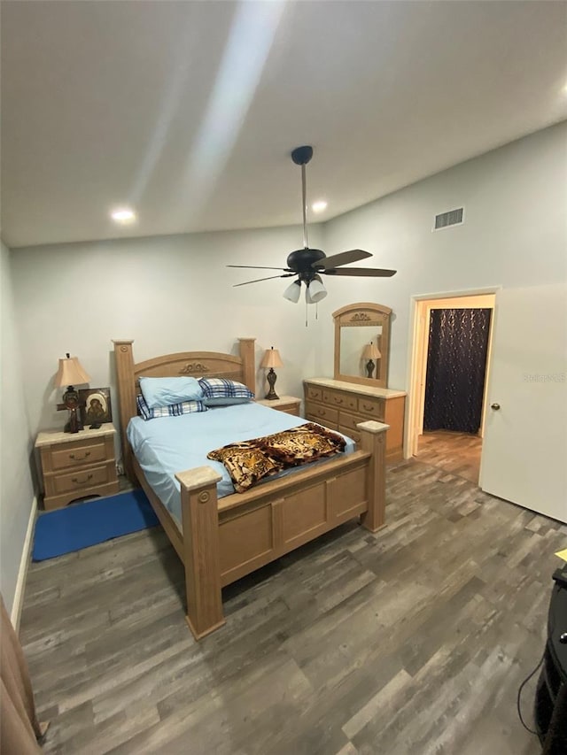 2390 Bentley Dr, Palm Harbor, FL 34684 - bedroom featuring wood finished floors, recessed lighting, and ceiling fan