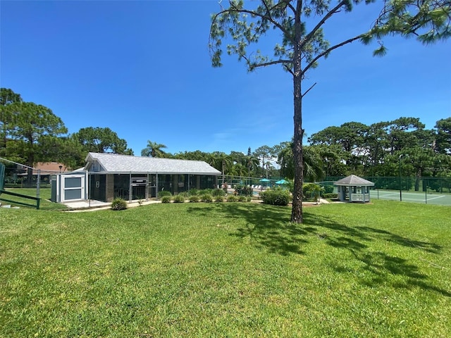 2390 Bentley Dr, Palm Harbor, FL 34684 - view of yard