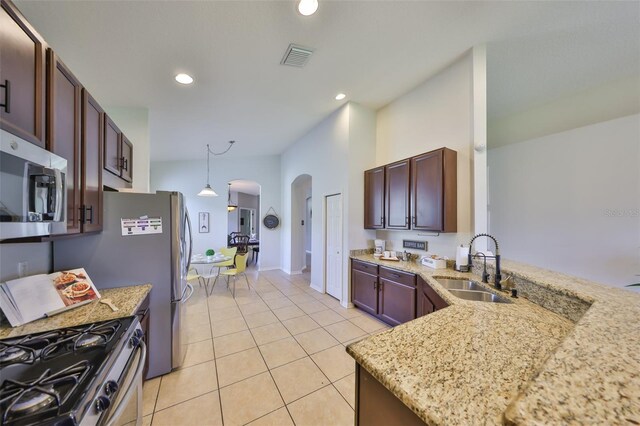 11408 Coventry Grove Cir, Lithia, FL 33547 - photo 24