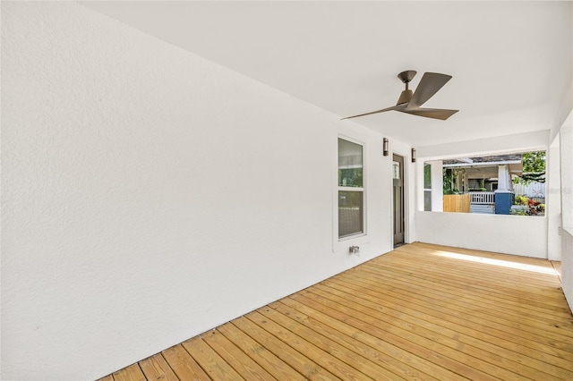 7 Hamilton Heath Dr, Tampa, FL 33604 - wooden terrace with ceiling fan