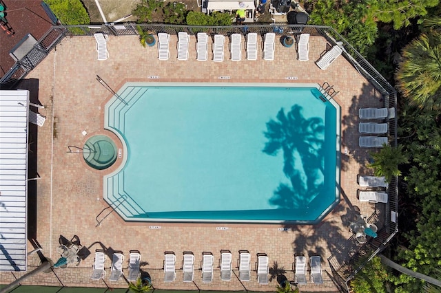 568 Shoreham Ct NE, Saint Petersburg, FL 33716 - aerial view of a pool area
