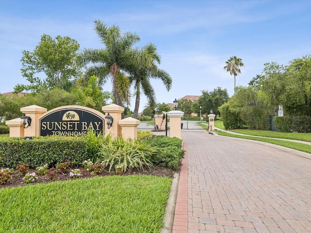 1532 Citrine Trl, Tarpon Springs, FL 34689 - photo 70