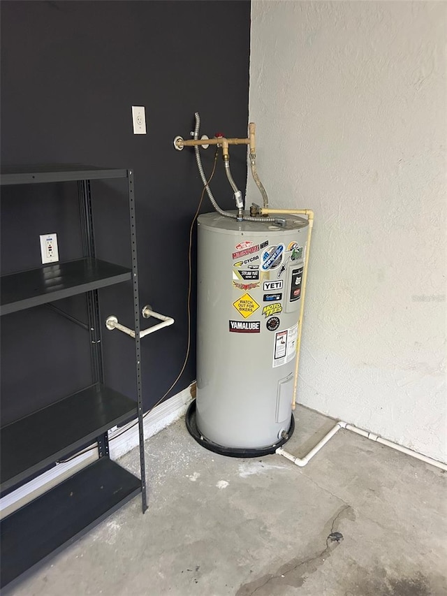 3145 Meta Ct, Largo, FL 33771 - utility room featuring water heater