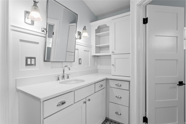 493 Lucerne Ave, Tampa, FL 33606 - bathroom featuring vanity