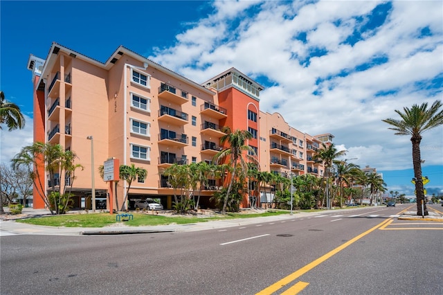 13235 Gulf Blvd Unit 402, Saint Petersburg, FL 33708 - view of apartment building / complex