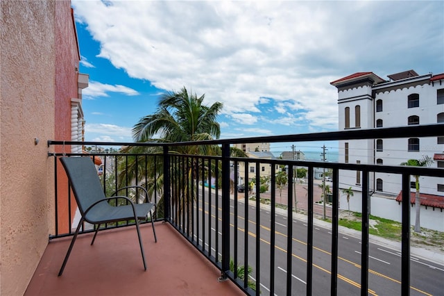 13235 Gulf Blvd Unit 402, Saint Petersburg, FL 33708 - view of balcony