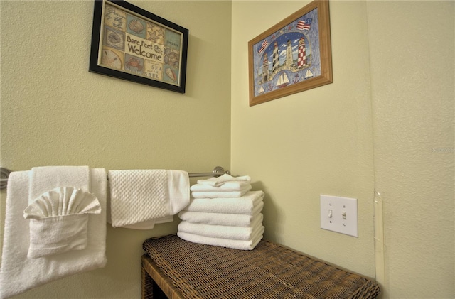 13235 Gulf Blvd Unit 402, Saint Petersburg, FL 33708 - view of sitting room