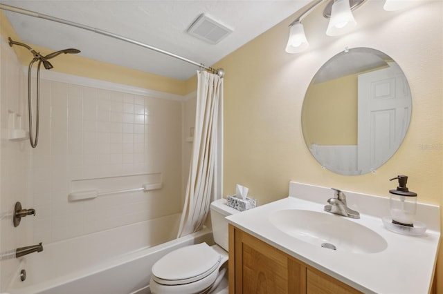 143 Lakeside Dr Unit 143, Oldsmar, FL 34677 - bathroom with shower / bath combo with shower curtain, toilet, and vanity