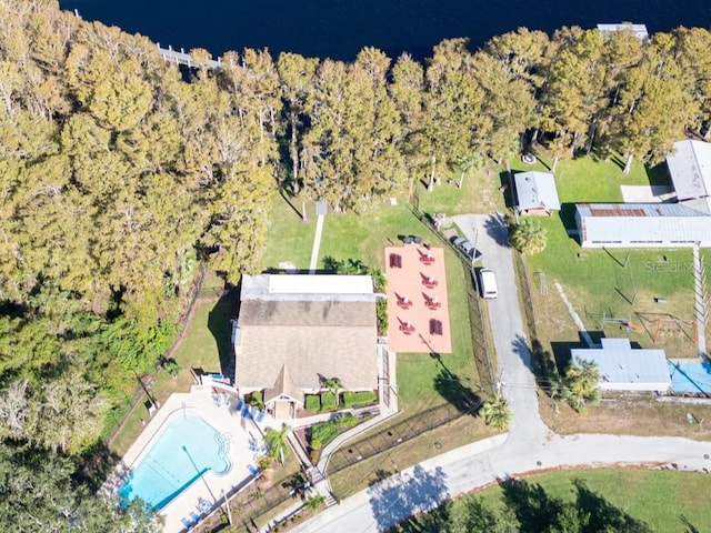 3224 Hilary Cir, Palm Harbor, FL 34684 - drone / aerial view of a pool and a large body of water
