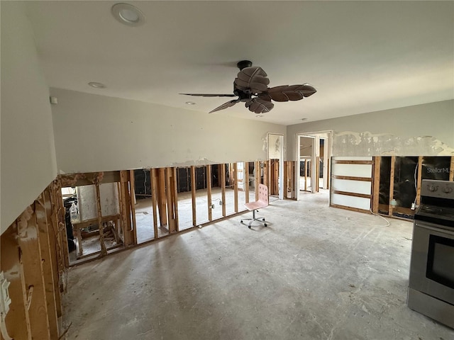 5201 Denver St NE, Saint Petersburg, FL 33703 - photo 2
