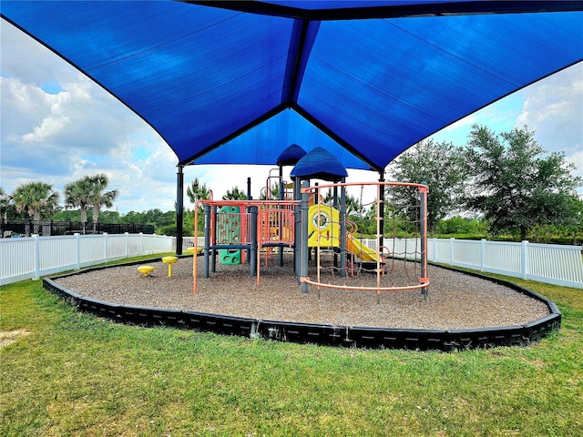 6937 Gideon Cir, Zephyrhills, FL 33541 - view of community play area