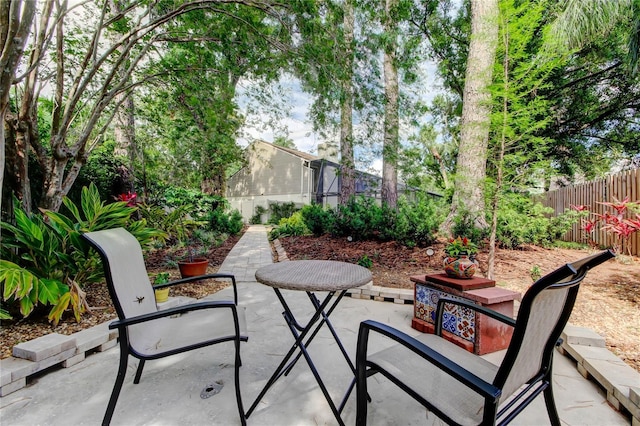 3406 Hollyhock Way, Tampa, FL 33618 - view of patio / terrace with a fenced backyard