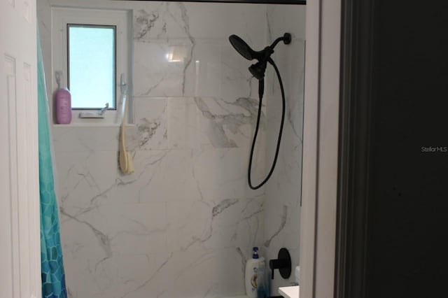 4928 Lake Ridge Ln, Holiday, FL 34690 - full bathroom with a marble finish shower