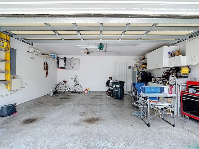 1628 Lullwater Ln, Lutz, FL 33549 - view of garage