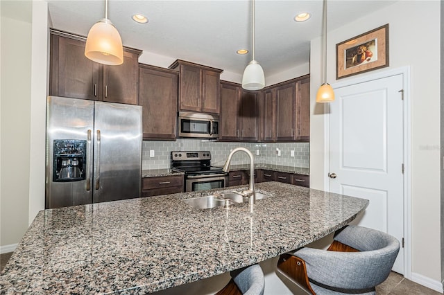 5225 5th Way N, Saint Petersburg, FL 33703 - photo 6