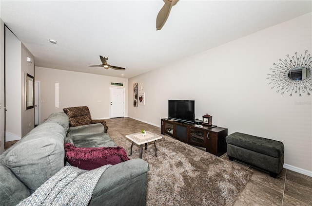 5225 5th Way N, Saint Petersburg, FL 33703 - photo 13