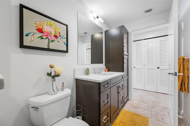 1325 Snell Isle Blvd NE Unit 810, Saint Petersburg, FL 33704 - bathroom with vanity and toilet