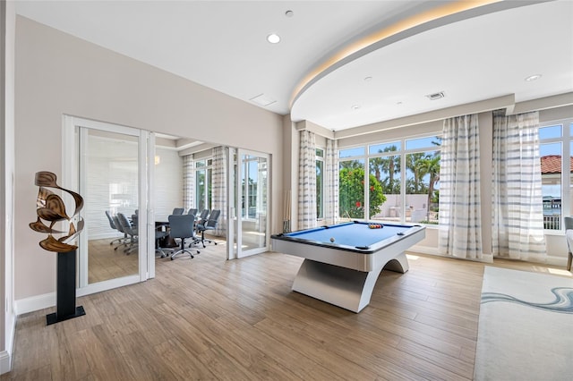 1325 Snell Isle Blvd NE Unit 810, Saint Petersburg, FL 33704 - recreation room featuring light wood-style flooring, pool table, recessed lighting, and baseboards