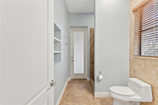 15104 Azra Dr, Odessa, FL 33556 - bathroom with toilet and baseboards