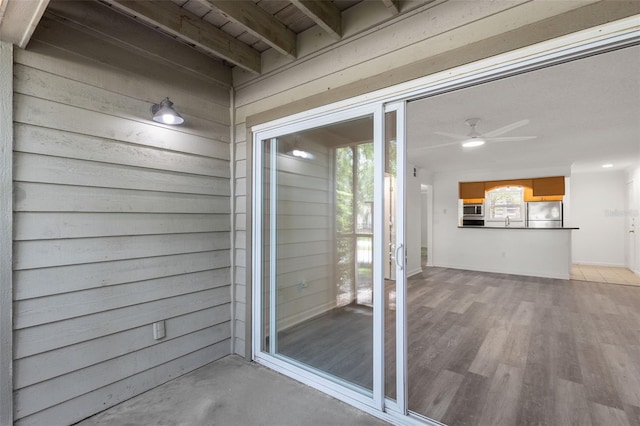2500 Winding Creek Blvd Unit A104, Clearwater, FL 33761 - entrance to property with a sink