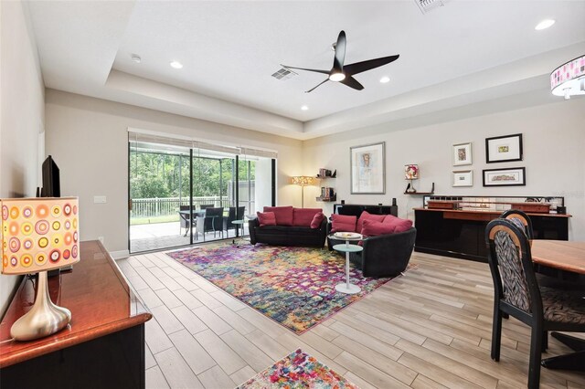 19323 Hawk Valley Dr, Tampa, FL 33647 - photo 14