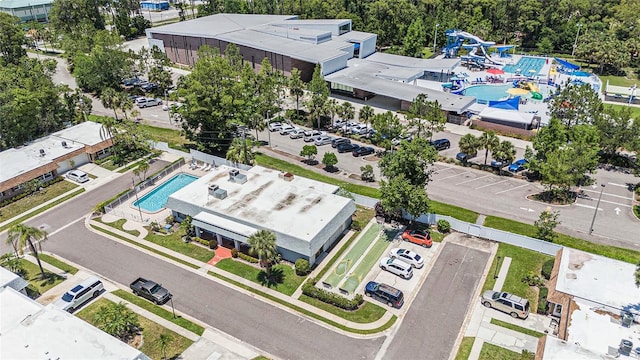 bird's eye view of a pool area