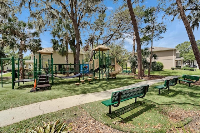 15855 Fishhawk View Dr, Lithia, FL 33547 - community jungle gym featuring a lawn