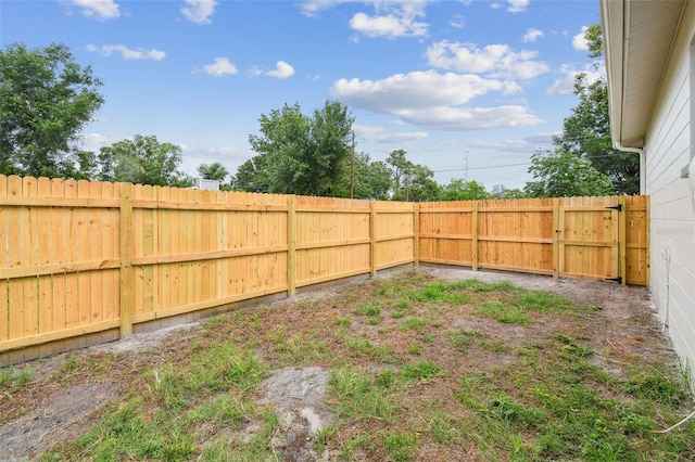 1801 E Navajo Ave, Tampa, FL 33612 - view of fenced backyard