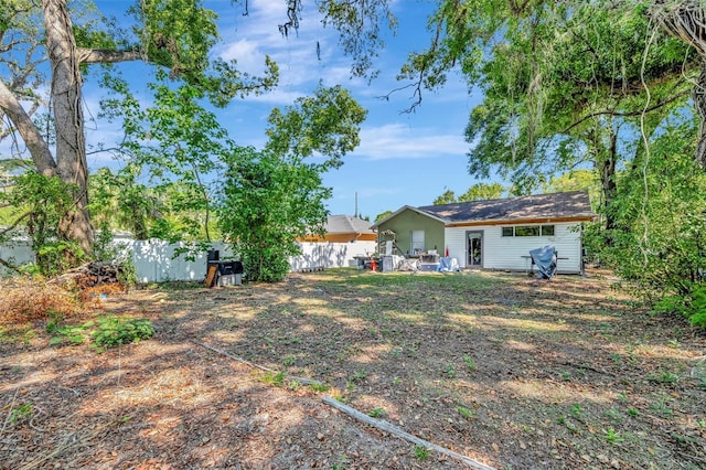 1505 E 99th Ave, Tampa, FL 33612 - view of yard featuring fence