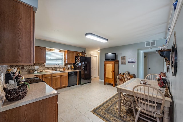 906 Hacienda Dr, Sun City Center, FL 33573 - photo 8
