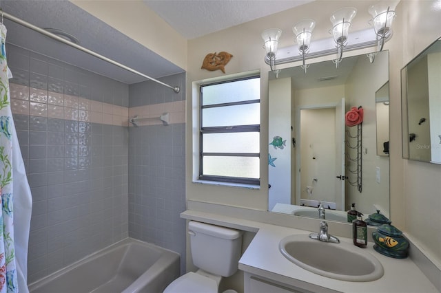 22115 Laver Ln, Land O Lakes, FL 34639 - full bath with toilet, shower / bathtub combination with curtain, and vanity