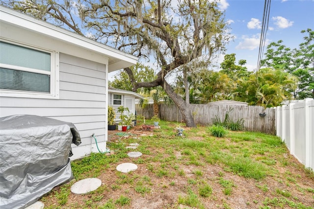 361 Colonial Ct, Dunedin, FL 34698 - view of fenced backyard