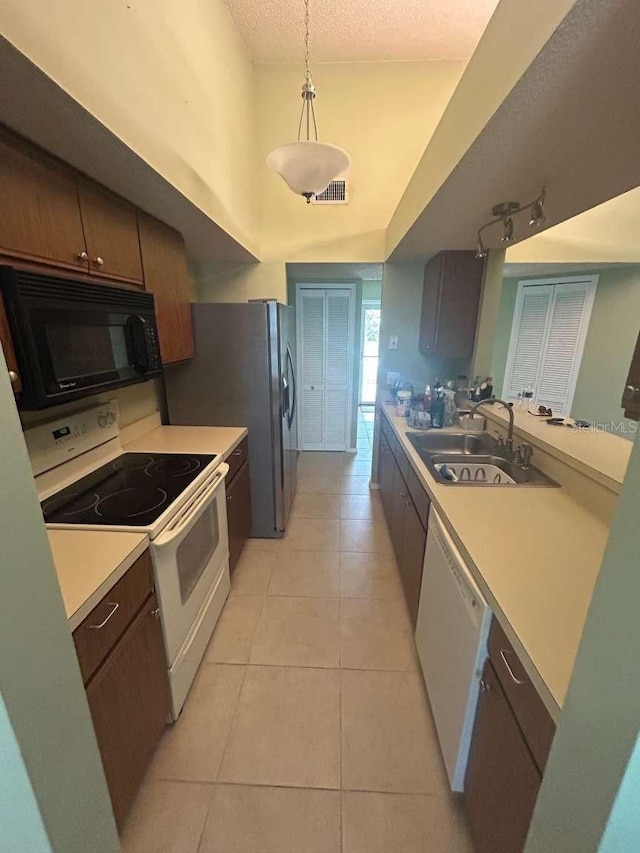 657 Radnor Ln, Jacksonville, FL 32221 - photo 3