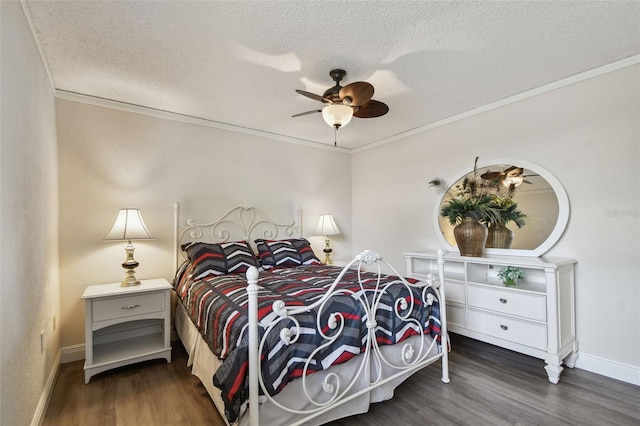 854 Village Way, Palm Harbor, FL 34683 - bedroom featuring wood finished floors, crown molding, baseboards, a textured ceiling, and a ceiling fan