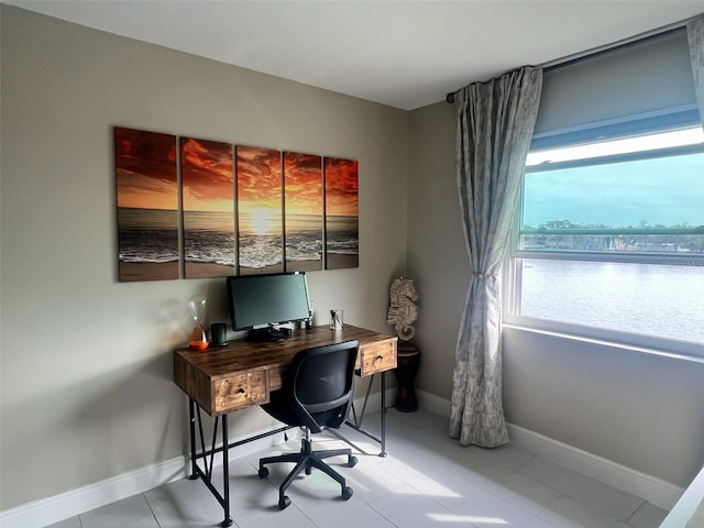 3850 13th Ave N Unit 311, Saint Petersburg, FL 33713 - office with baseboards
