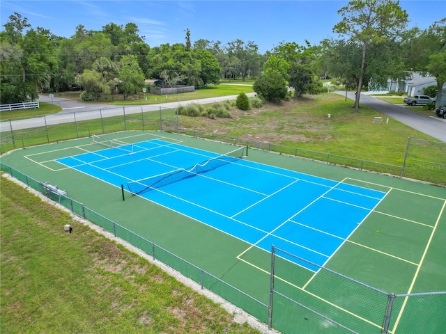 11122 W Cove Harbor Dr Unit 112, Crystal River, FL 34428 - view of tennis court